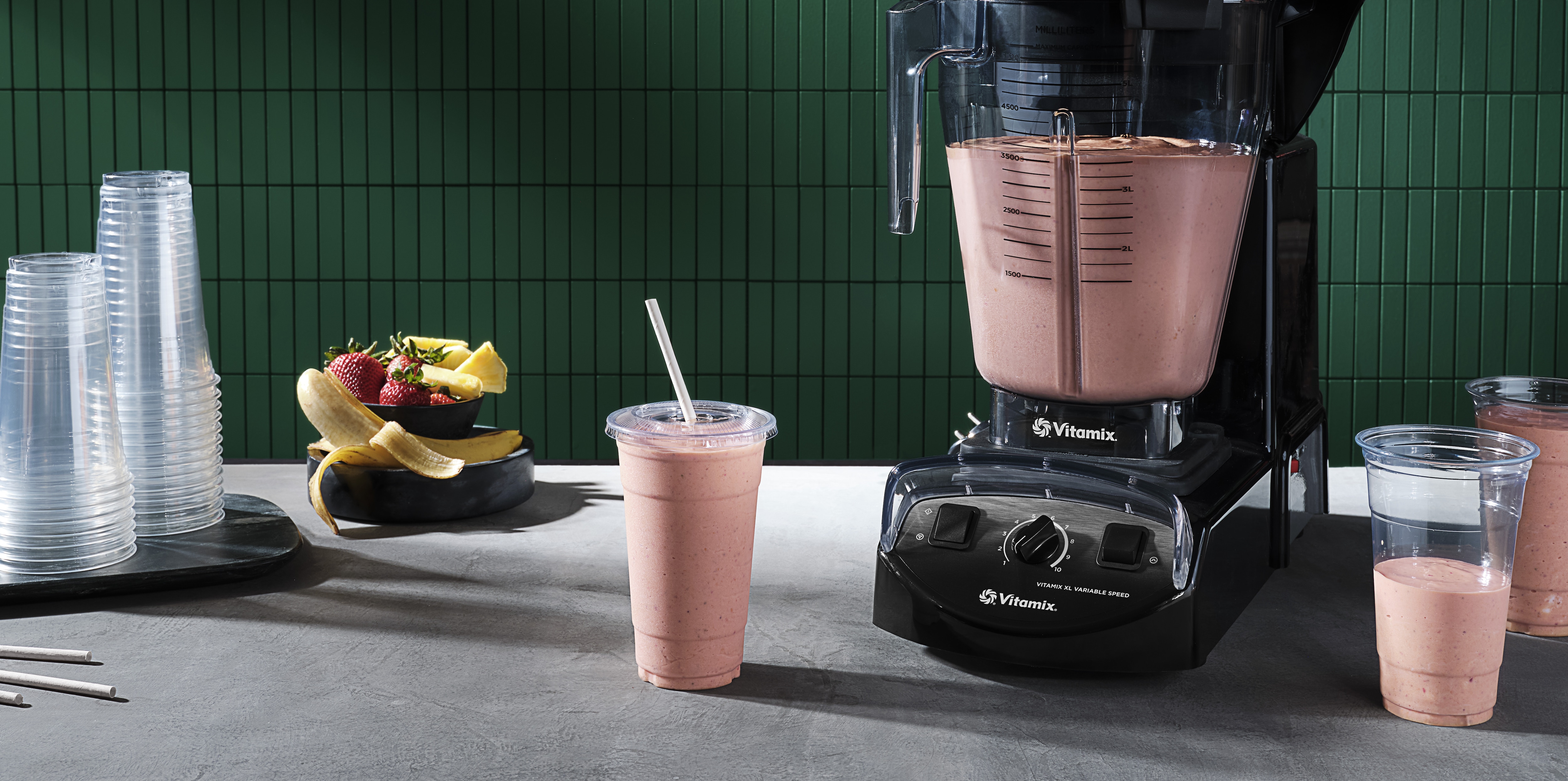 This To-Go Cup Blender Lets You Take Your Smoothies With You