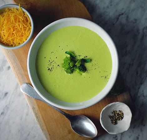 Receta de sopa de brócoli y queso | Vitamix