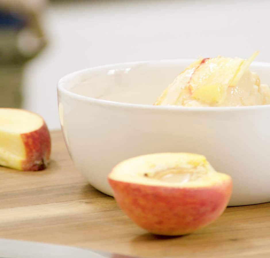 Peach and Lavender Frozen Yogurt Recipe