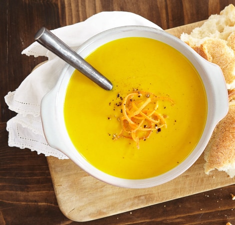 Soupe de carotte au tofu soyeux et graines germées - Cookidoo® – the  official Thermomix® recipe platform